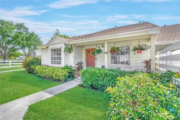 Village Homes At Country Walk, 13749 SW 147th Circle Ln #435, Kendall West, Florida 33186, image 1