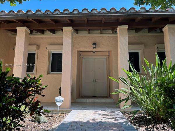 Deering Bay Club Villas, 13614 Deering Bay Dr, Coral Gables, Florida 33158, image 1
