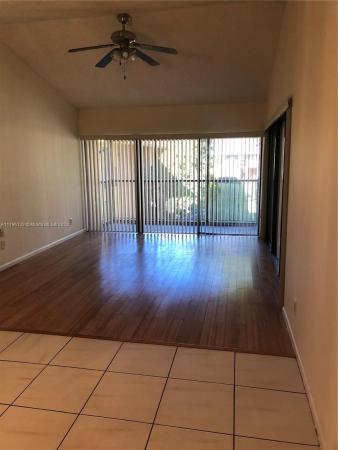 Hampton Court, 5915 Washington St #114, Hollywood, Florida 33023, image 2
