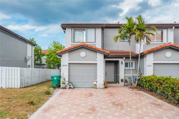 Harbour Lake Townhomes, 2849 SW 127th Way, Miramar, Florida 33027, image 2