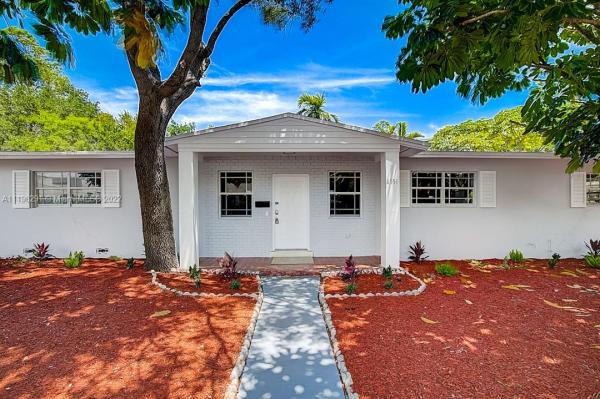 8551 NE 8th Ct, Miami, Florida 33138, image 2