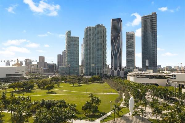 Ten Museum Park Residential, 1040 Biscayne Blvd #2108, Miami, Florida 33132, image 2