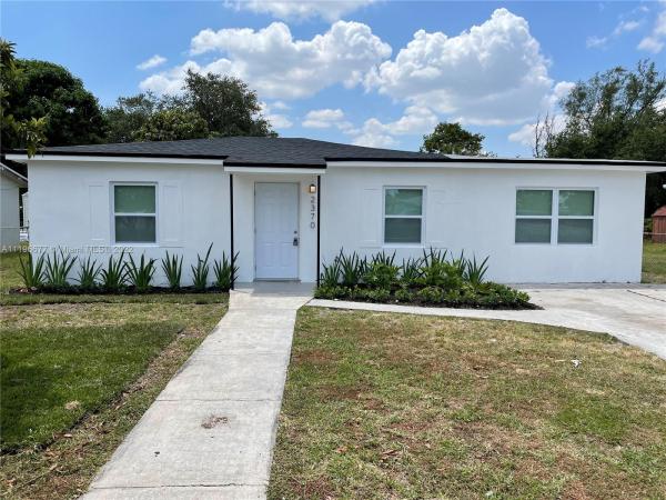 Eleanor Park, 2370 NW 154th St, Miami Gardens, Florida 33054, image 1