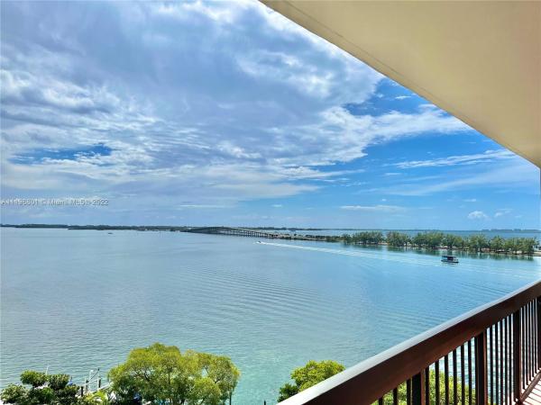 Brickell Bay Club, 2333 Brickell Ave #905, Miami, Florida 33129, image 2