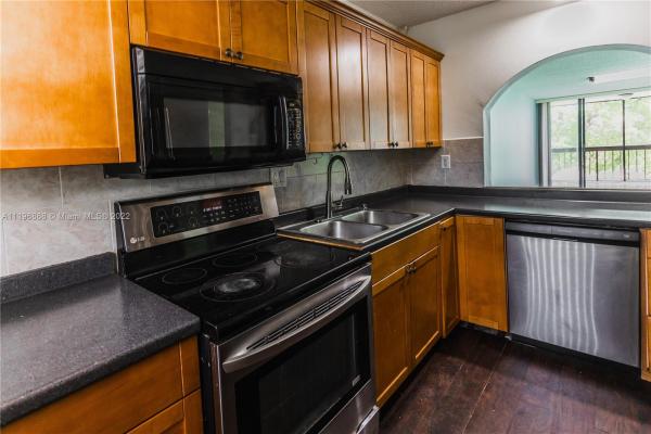 Greenglades, 8441 Forest Hills Dr #302, Coral Springs, Florida 33065, image 1