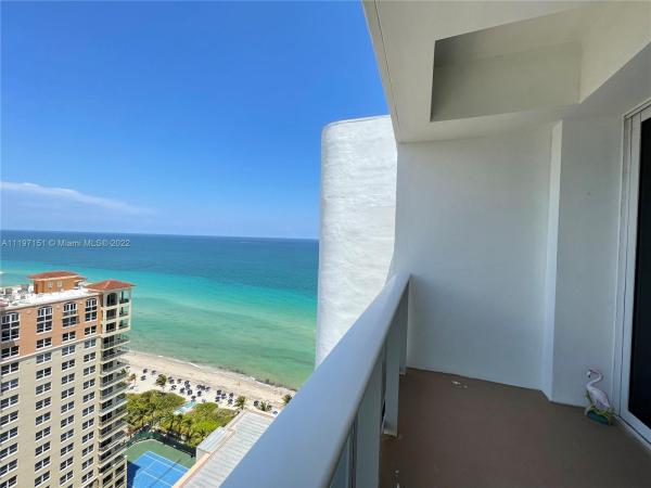 Parker Tower, 3140 S Ocean Dr #PH8, Hallandale Beach, Florida 33009, image 1