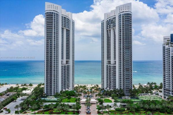 Trump Royale, Sunny Isles Beach, Florida 33160, image 1