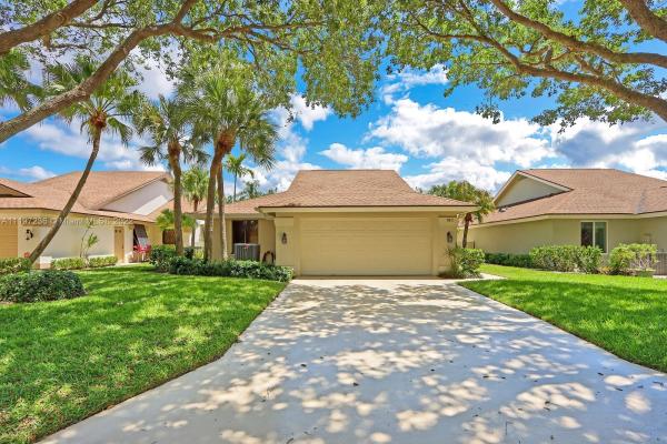 The Ridge At The Bluffs, 193 Cape Pointe Cir, Jupiter, Florida 33477, image 2