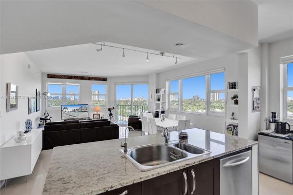 Turnberry Village South Tower, 19900 E Country Club Dr #802, Aventura, Florida 33180, image 2