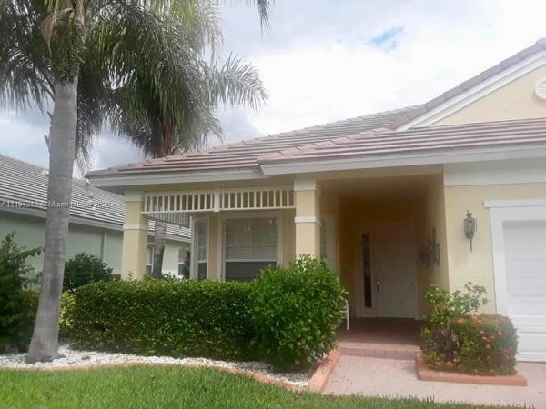 Magnolia Lakes At St Lucie West, 190 NW Willow Grove Ave, Port St. Lucie, Florida 34986, image 2