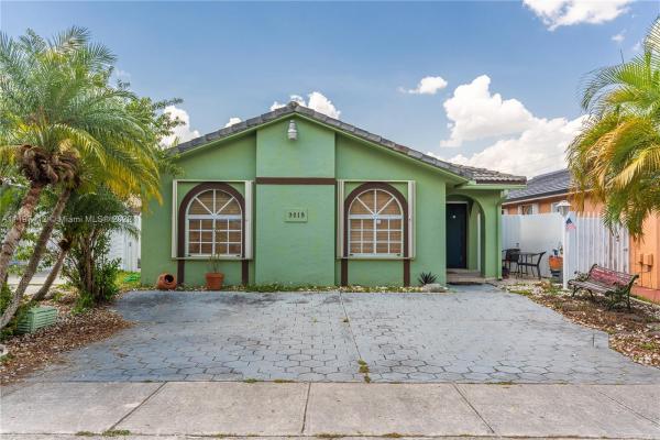Melena, 3215 W 70th St, Hialeah, Florida 33018, image 1