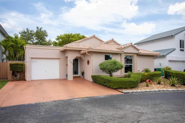 Ensenada, 11351 SW 160th Ave, The Hammocks, Florida 33196, image 1