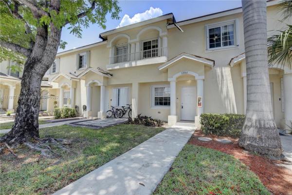 Bonita Villas, 12061 SW 140th Ter #6-20, Three Lakes, Florida 33186, image 1