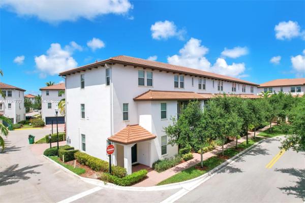2535 SW 119th Ter, Miramar, Florida 33025, image 2