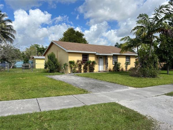Avocado Villas, 64 SW 17th Ave, Homestead, Florida 33030, image 2