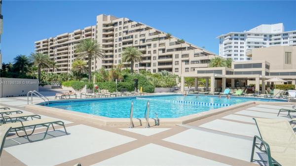 Botanica At Key Colony, 181 Crandon Blvd #302, Key Biscayne, Florida 33149, image 1