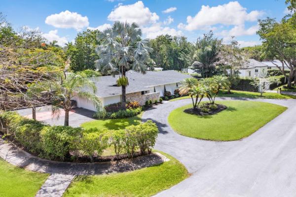 Palmetto East, 11201 SW 72nd Ct, Pinecrest, Florida 33156, image 1