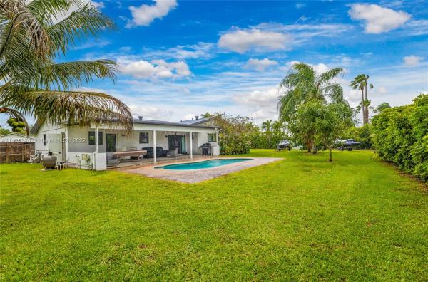 Waldin Park Estates, 28101 SW 159th Ave, The Hammocks, Florida 33033, image 1