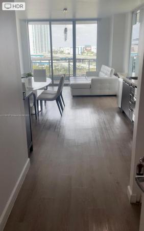 The Ivy At Riverfront, 90 SW 3rd St #1105, Miami, Florida 33130, image 2