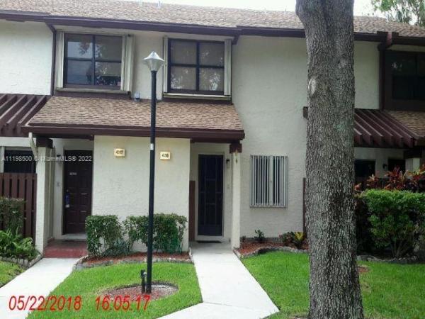 Golden Raintree 5, 4398 N Carambola Cir N, Coconut Creek, Florida 33066, image 1