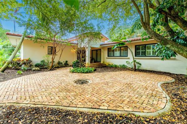 Biscayne Bay, 7910 Mindello St, Coral Gables, Florida 33143, image 1