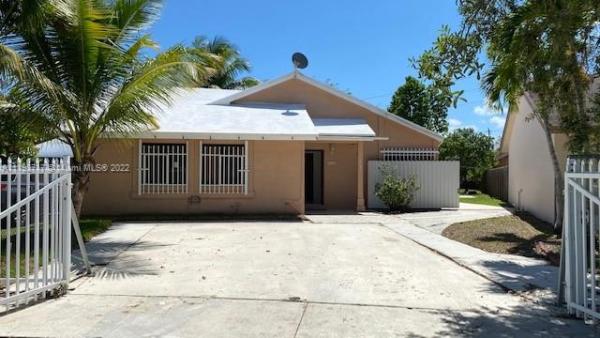 Pine Needles East Homes, 16154 SW 303rd Ter, Leisure City, Florida 33033, image 1