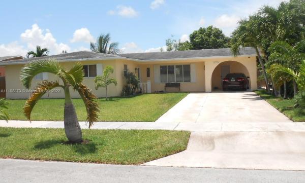 South Miami Heights Residential, 19724 SW 118th Ave, South Miami Heights, Florida 33177, image 2