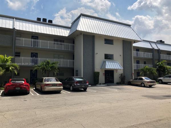 Foxwood Hollow At Coral Springs, 2980 Riverside Dr #230-3, Coral Springs, Florida 33065, image 1