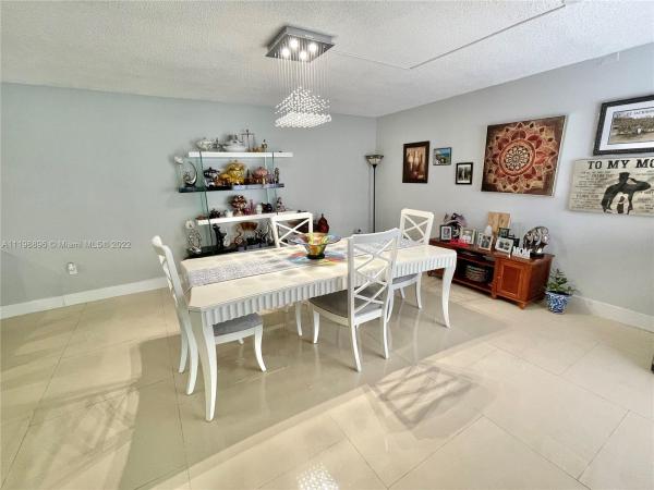 View West, 15680 SW 82nd Circle Ln #86, Kendall West, Florida 33193, image 2