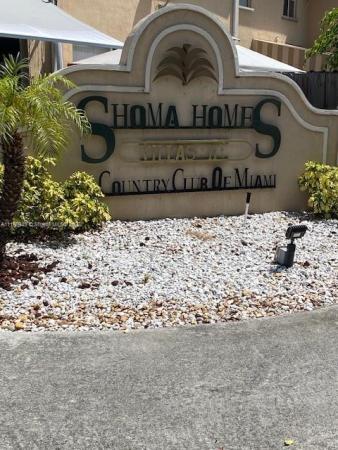 Shoma Villas At Country Club Of Miami, 7333 NW 174th Ter #100, Country Club, Florida 33015, image 1