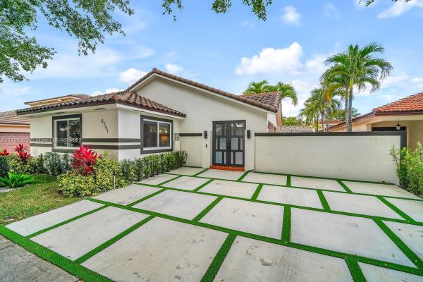 West Lakes Gardens, 8751 NW 151st Ter, Miami Lakes, Florida 33018, image 1