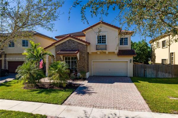 The Enclave At Isles Of Bayshore, 22408 SW 94th Path, Cutler Bay, Florida 33190, image 2