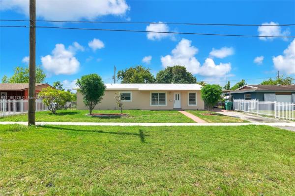 Andover, 30 NE 215th St, Miami Gardens, Florida 33179, image 2