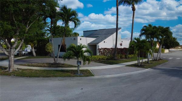 Sunset Groves, 6202 SW 133rd Ave, Kendale Lakes, Florida 33183, image 1