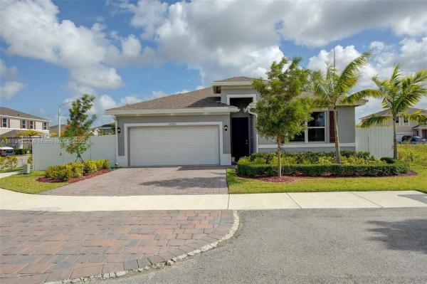AH At Turnpike South, 27370 SW 133rd Ct, Naranja, Florida 33032, image 1