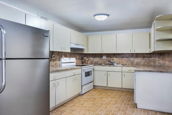 Cypress Club Of Kendale, 14250 SW 62nd St #402, Kendale Lakes, Florida 33183, image 1