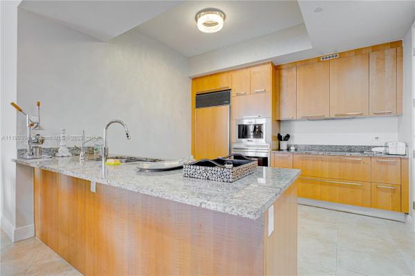 Tdr Tower 1, 16001 Collins Ave #803, Sunny Isles Beach, Florida 33160, image 2