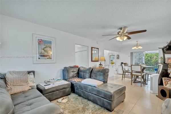 2702 Pierce St #5, Hollywood, Florida 33020, image 2