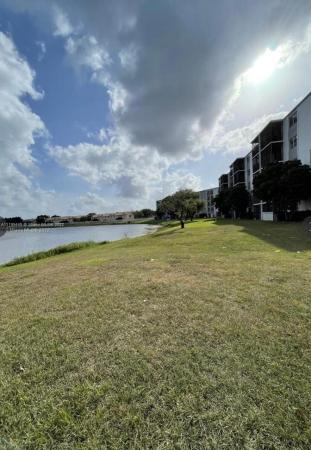 Lakeshore At University Park, 8710 N Sherman Cir #404, Miramar, Florida 33025, image 2