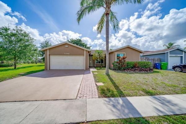 Parkwood Homes, 5346 NW 93rd Ter, Sunrise, Florida 33351, image 1