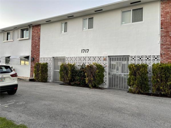 Rodman Gardens, 1717 Rodman St #4, Hollywood, Florida 33020, image 1