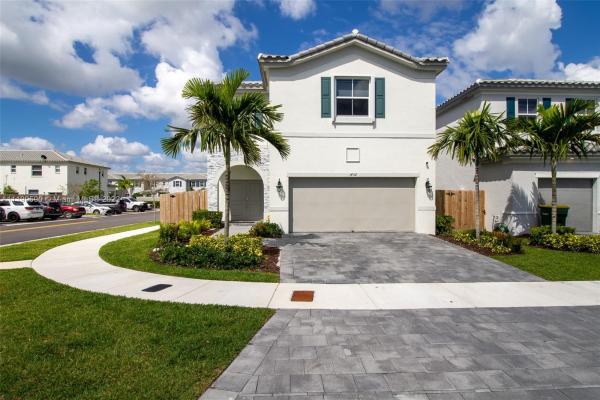 The Riviera, 1432 SE 26th Rd, Homestead, Florida 33035, image 2