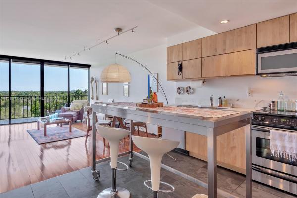 The Palm Bay Yacht Club, 780 NE 69th St #606, Miami, Florida 33138, image 2
