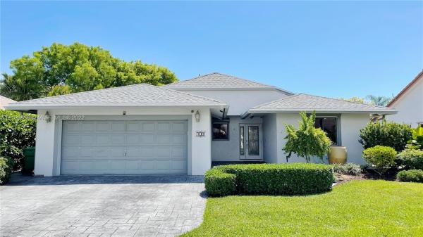 Town & Country Estates, 709 SE 3rd Ln, Dania Beach, Florida 33004, image 1