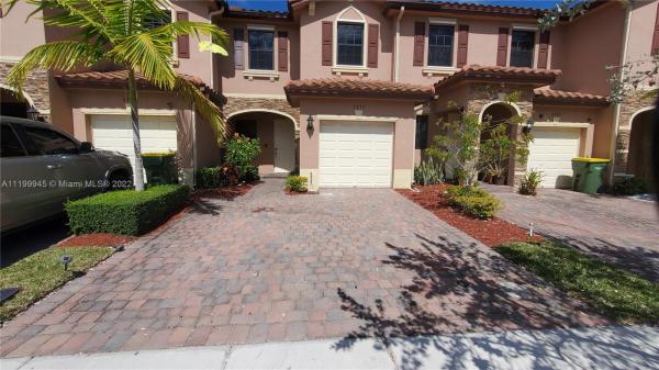 Chateau At The Vineyards, 3771 SE 1st St, Homestead, Florida 33033, image 1