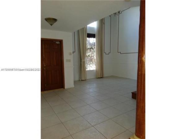 Piazza Vecchia, 10848 NW 51st Ln, Doral, Florida 33178, image 1