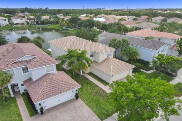 Silver Falls, 4343 SW 128th Ave, Miramar, Florida 33027, image 2