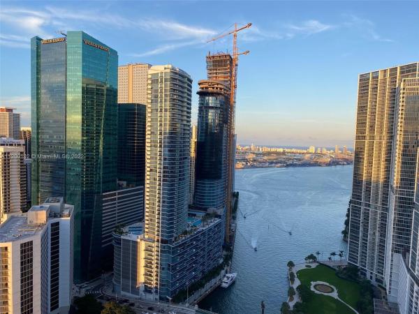 Brickell On The River South Tower, 41 SE 5th St #2305, Miami, Florida 33131, image 2