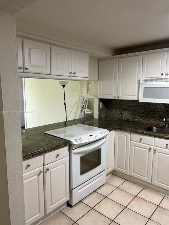 Promenade At Kendale Lakes, 14211 N Kendall Dr #409E, Kendale Lakes, Florida 33186, image 1