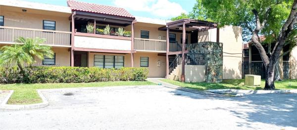 Fairview Of California Club, 20811 San Simeon Way #105, Ives Estates, Florida 33179, image 1